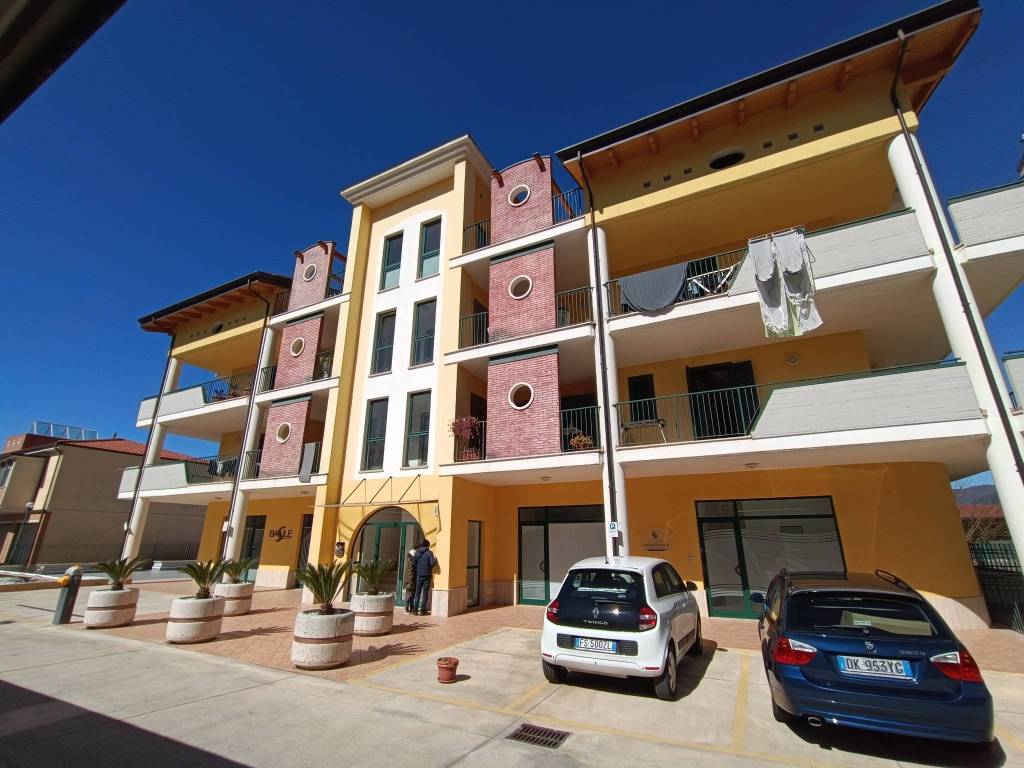 Appartamento in vendita a Vallo della Lucania via Francesco Cammarota, 52