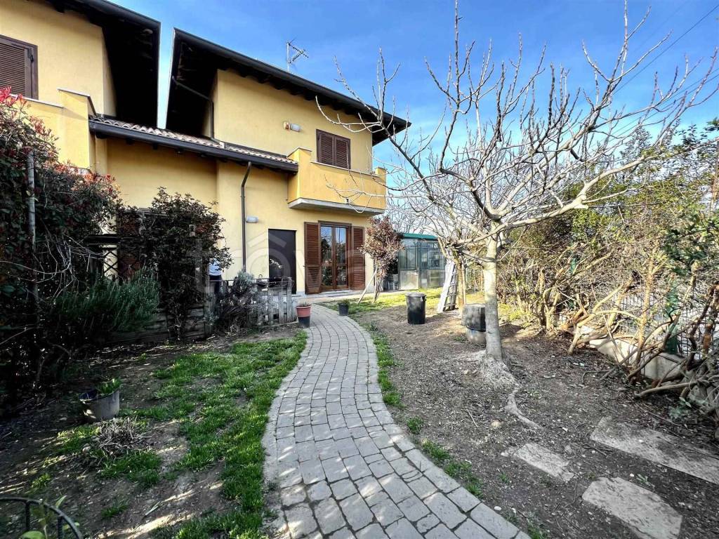 Villa in vendita a Cassolnovo via j.Kennedy, 13/b