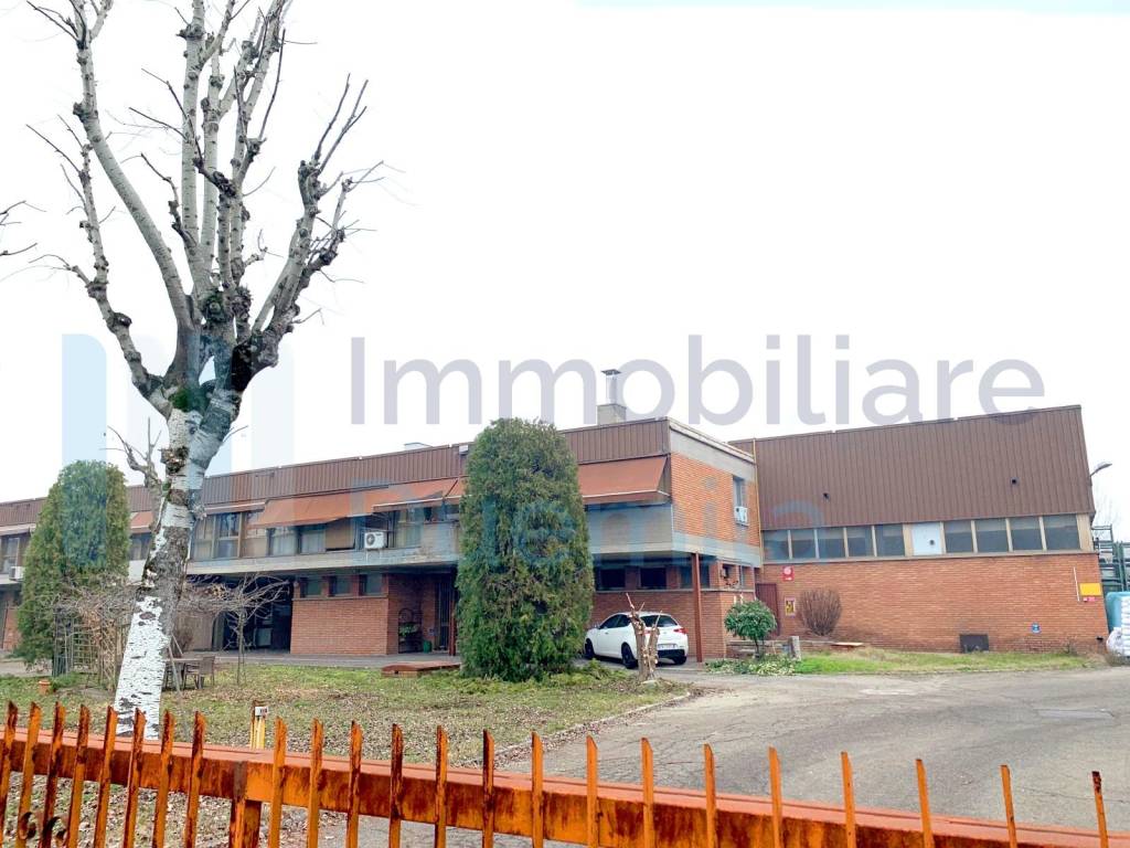 Capannone Industriale in vendita a Valsamoggia