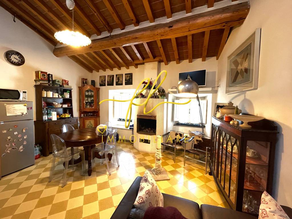 Appartamento in vendita a Montecatini Val di Cecina