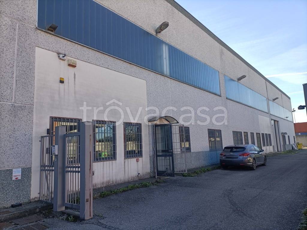 Capannone Industriale in vendita a Volpiano via Brandizzo, 172