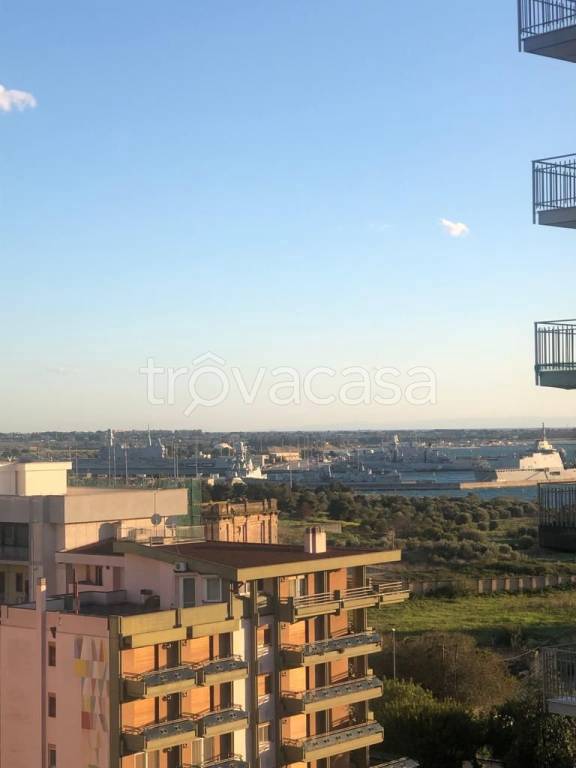 Appartamento in in affitto da privato a Taranto via Lucania, 120