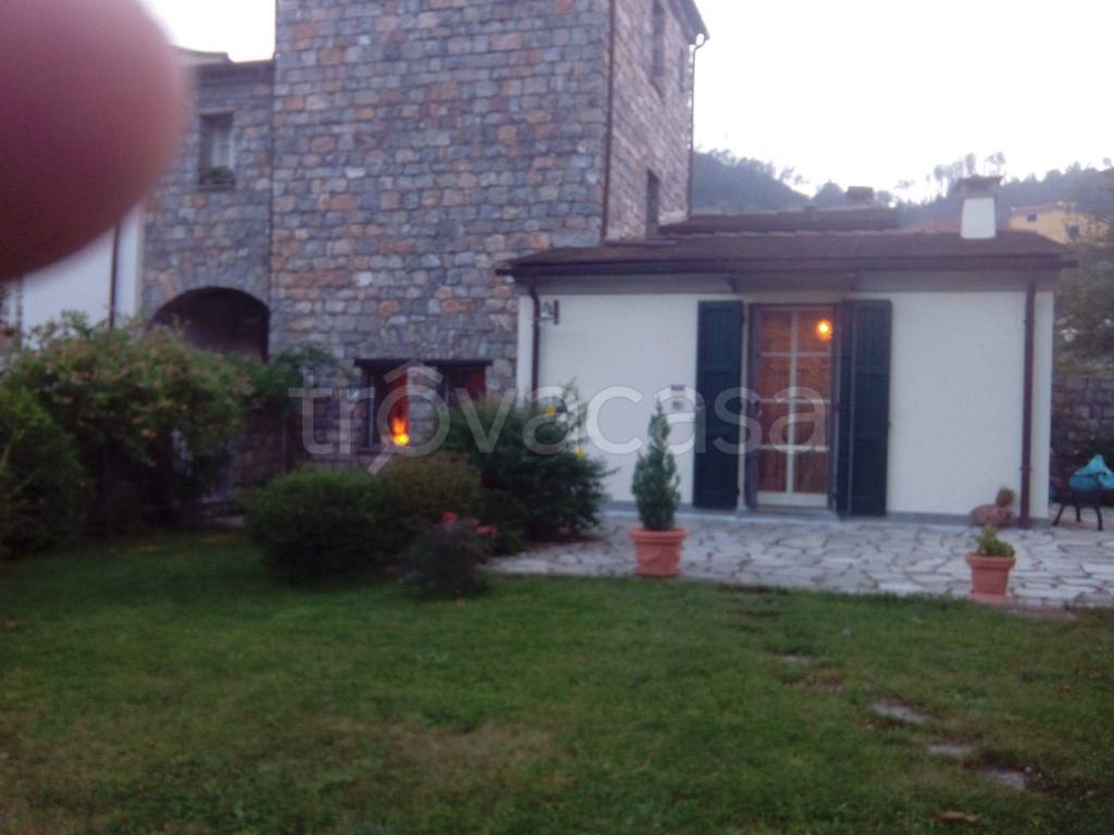 Villa a Schiera in in vendita da privato a Pignone sp38