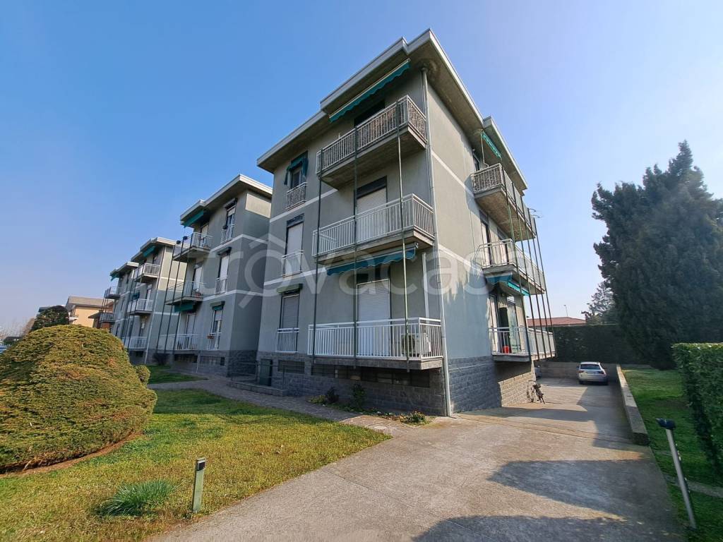 Appartamento in vendita a Cuggiono via Varese