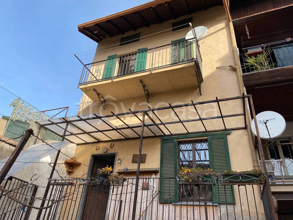 Appartamento in vendita a Induno Olona via Gian Pietro Porro, 21
