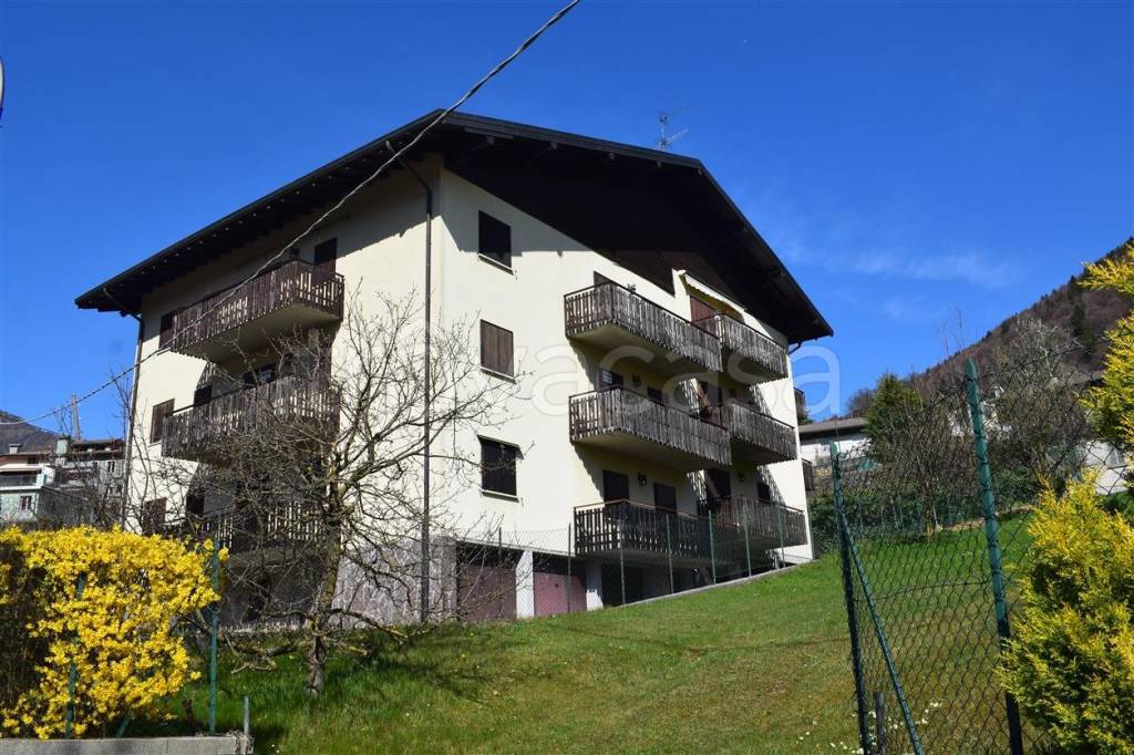Appartamento in vendita a Serina via Don Giovanni Fantini
