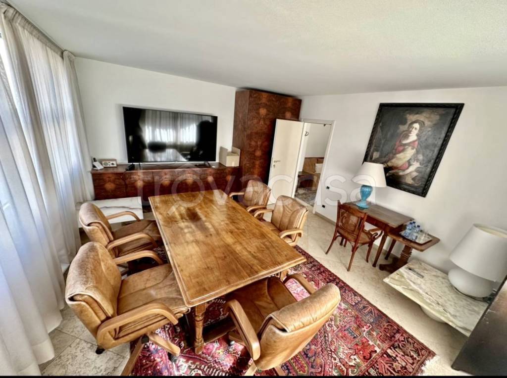 Appartamento in vendita a Bolzano via Orazio