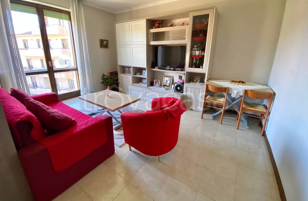 Appartamento in vendita a Calusco d'Adda via monte grappa, 110