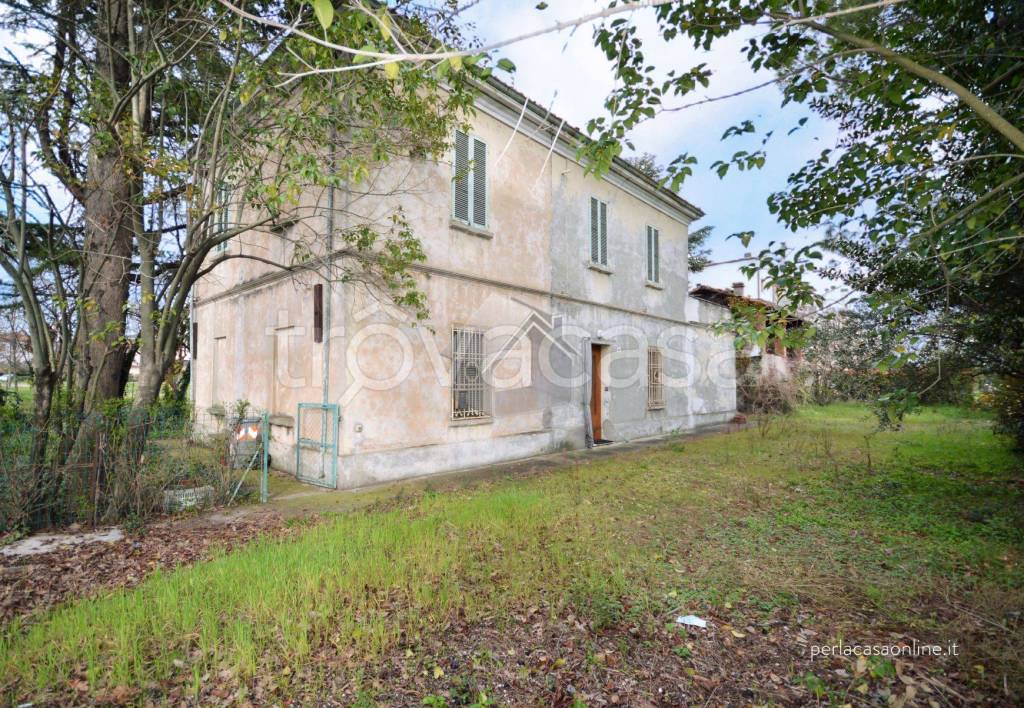Villa Bifamiliare in vendita a Forlì via Cerchia