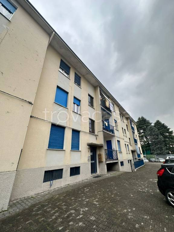 Appartamento in vendita a Giussano via Elli, 40