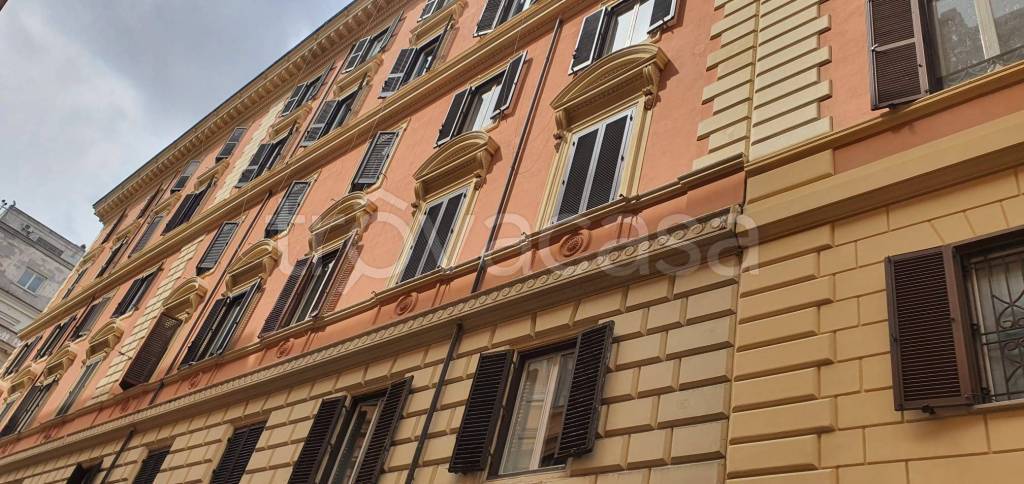 Appartamento in vendita a Roma via Bezzecca