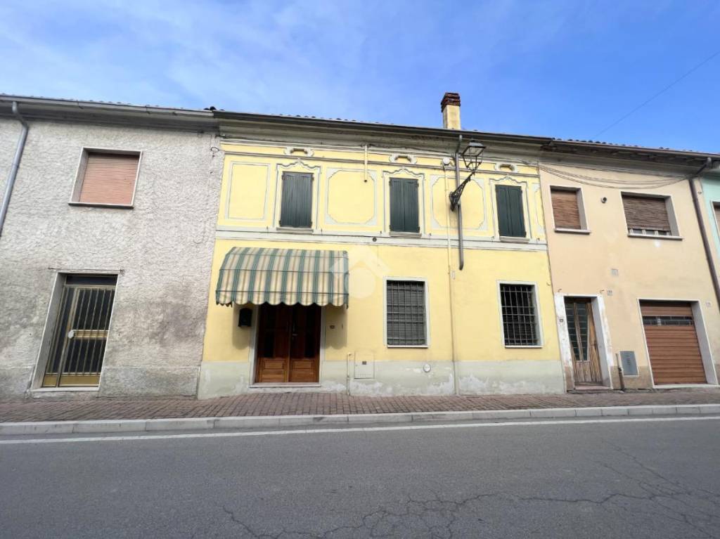 Casa Indipendente in vendita a Mariana Mantovana via g. Matteotti, 23