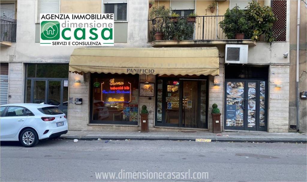 Negozio in vendita a Caltanissetta via Niscemi, 245