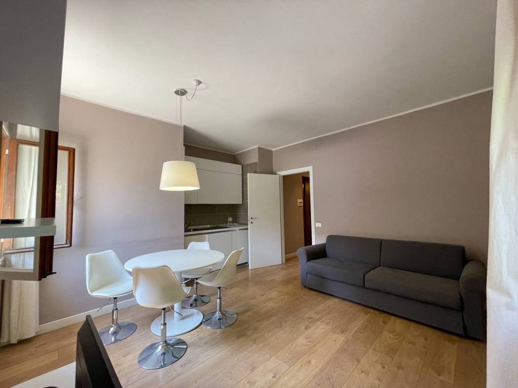 Appartamento in affitto a Padova via Acquette