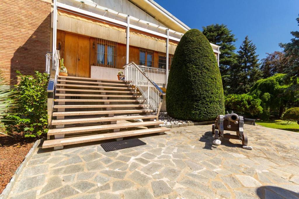 Villa in vendita a Rivoli prestigiosa villa viale perugia, 14