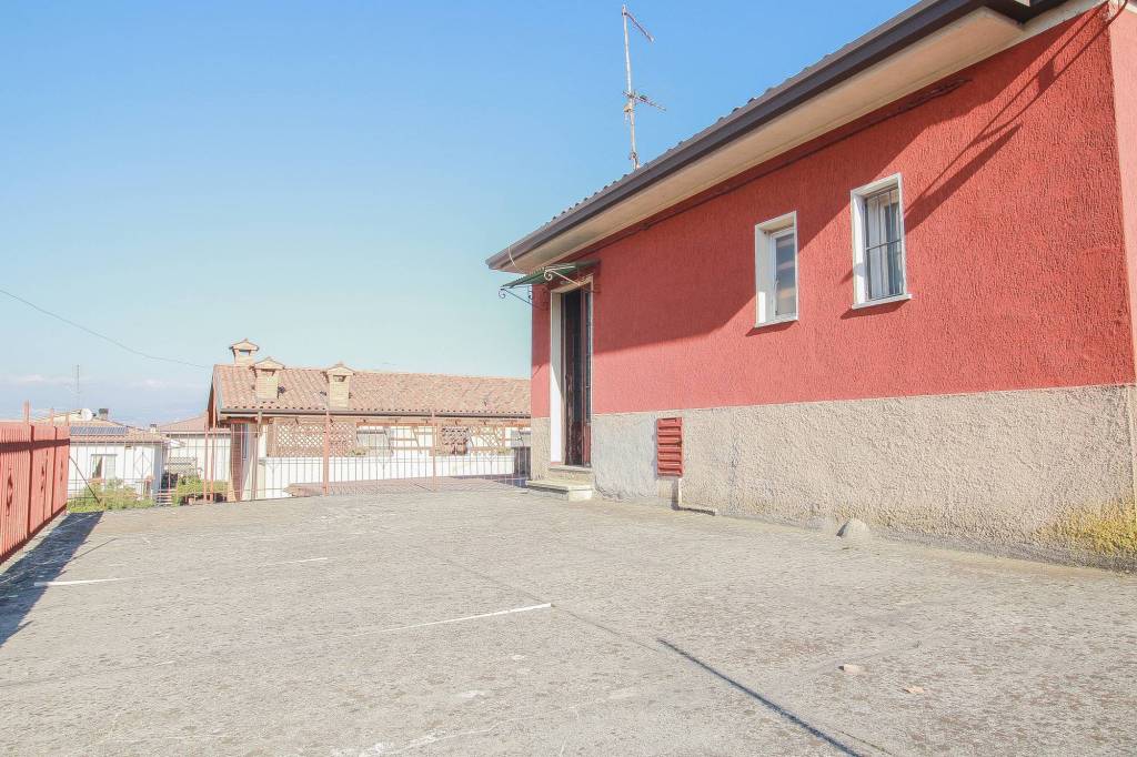 Casa Indipendente in vendita a Bussolengo via Polda