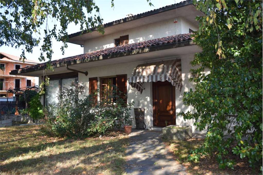 Villa in vendita a Sizzano corso italia