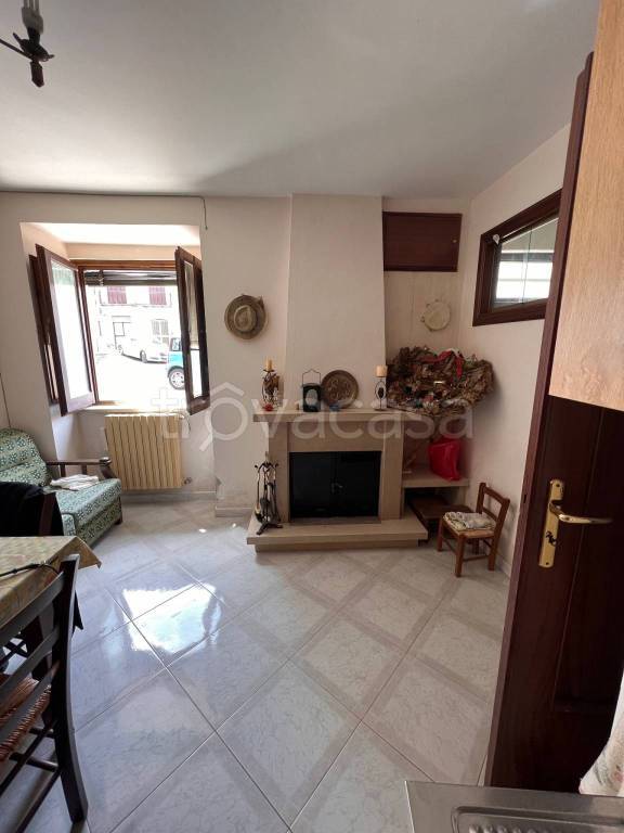 Appartamento in in vendita da privato a Montemarano piazza San Giovanni, 19