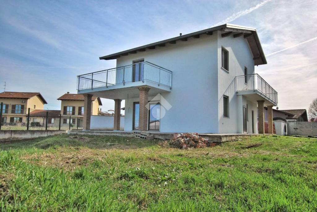 Villa in vendita a Livorno Ferraris via Perucca, 9