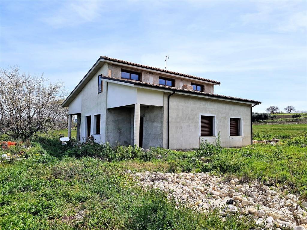Villa in vendita a Montecilfone contrada Piscone