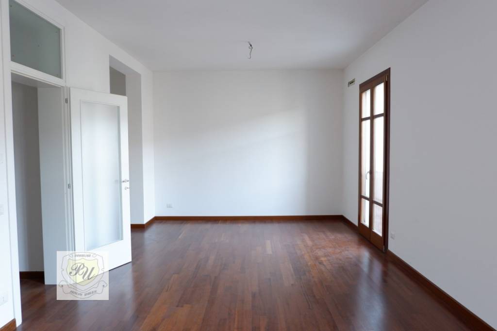 Appartamento in vendita a Este via Principe Umberto, 54/b