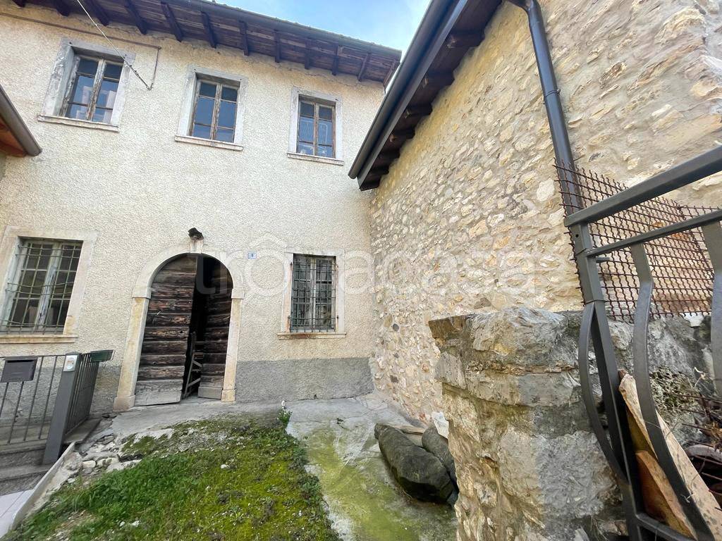Villa in vendita a Vigano San Martino via Gallo, 2