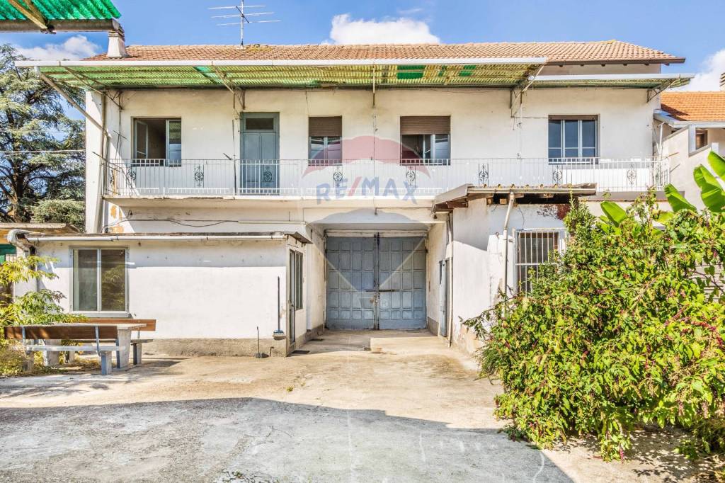 Casa Indipendente in vendita a Fagnano Olona via marconi, 58