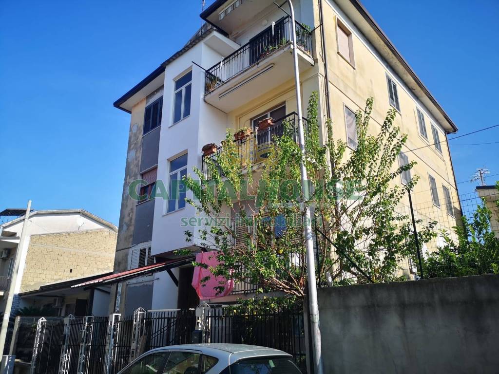 Appartamento in vendita a San Nicola la Strada via Torquato Tasso, 31