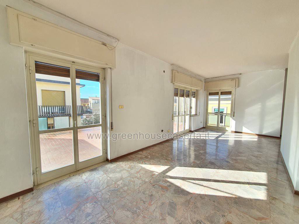 Appartamento in vendita a Caserta via Don Giovanni Bosco