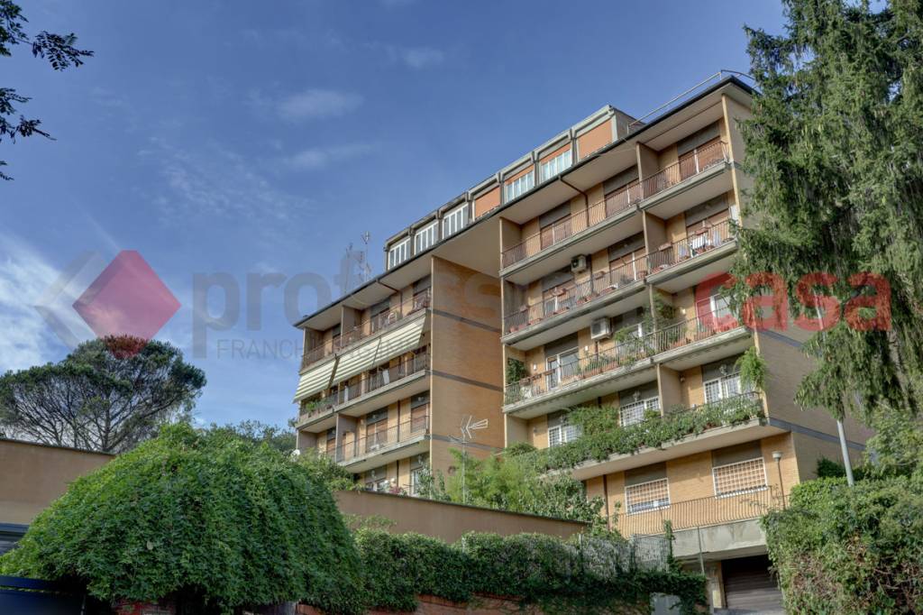 Appartamento in vendita a Roma via Italo Panattoni, 128