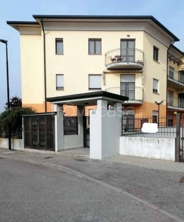 Appartamento all'asta a Sant'Angelo Lodigiano via Maestro Renato Biancardi, 4
