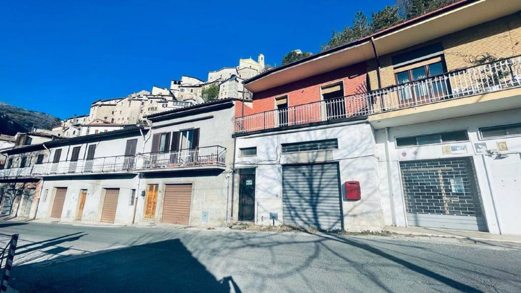 Appartamento in vendita a Cantalice via Giuseppe Mazzini