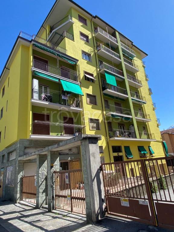 Appartamento in vendita a Domodossola via Castellazzo, 10