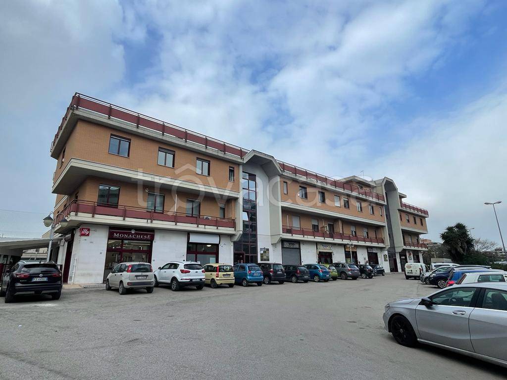Ufficio in vendita a Foggia via Grecia