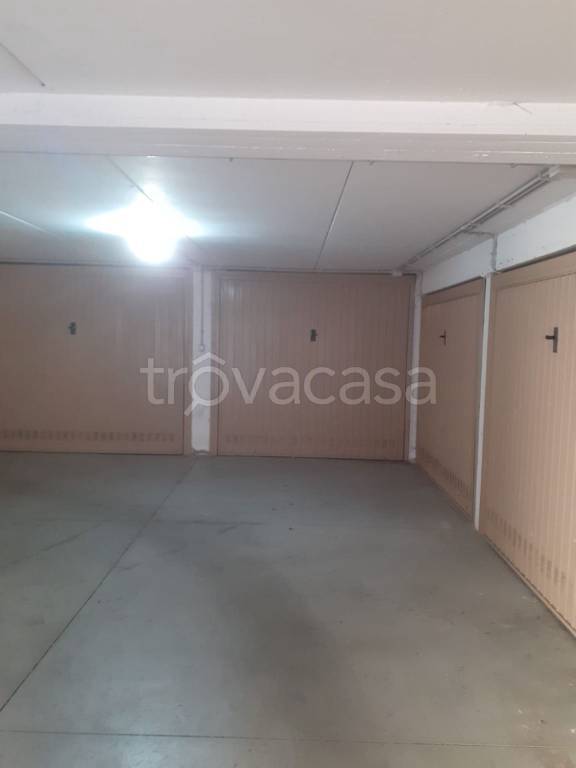 Garage in vendita a Trento via Borino