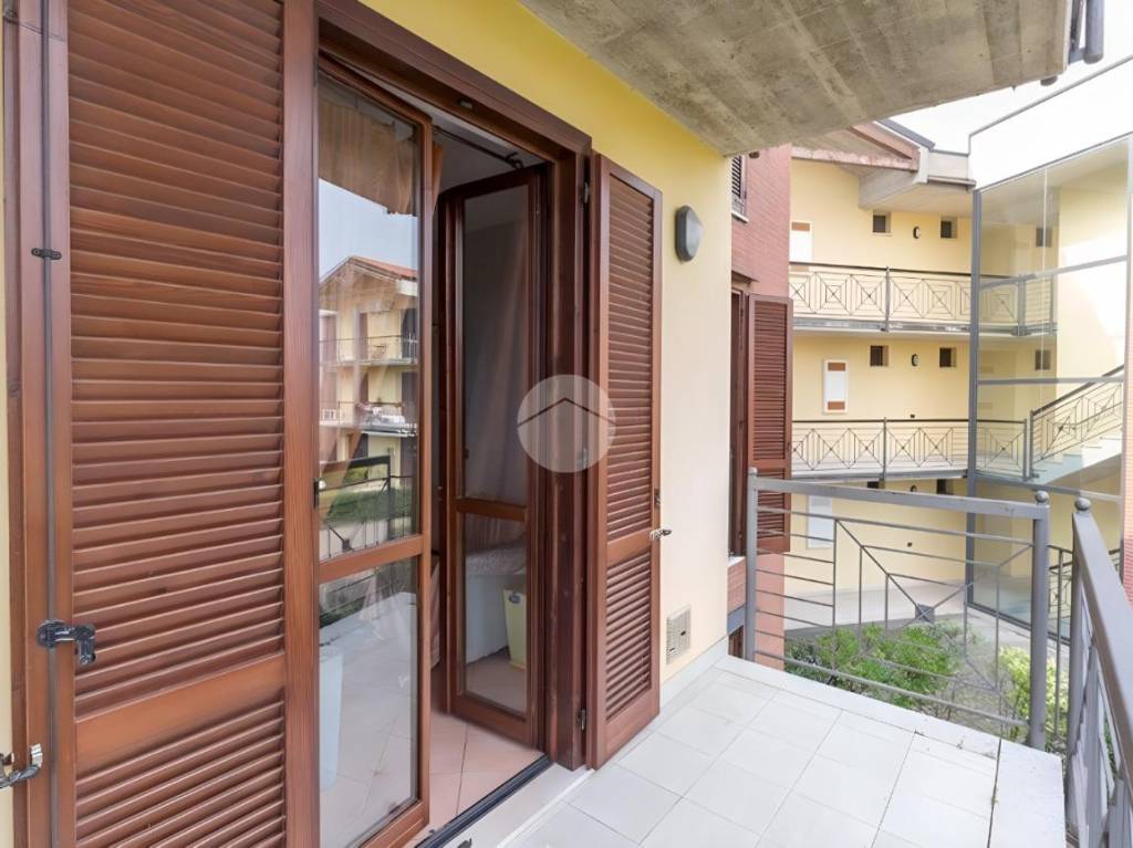 Appartamento in vendita a Sirmione via Tintoretto