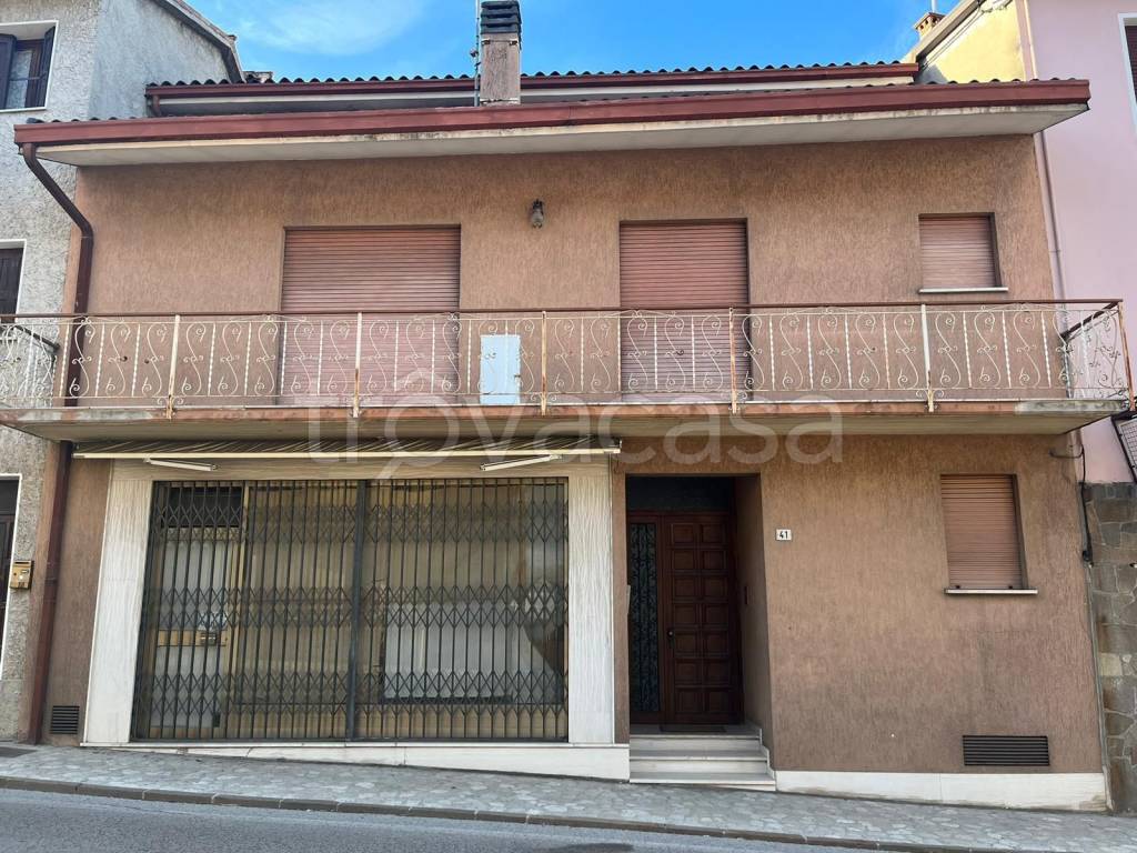Appartamento in in vendita da privato ad Alano di Piave via Bartolomeo Pontini, 41