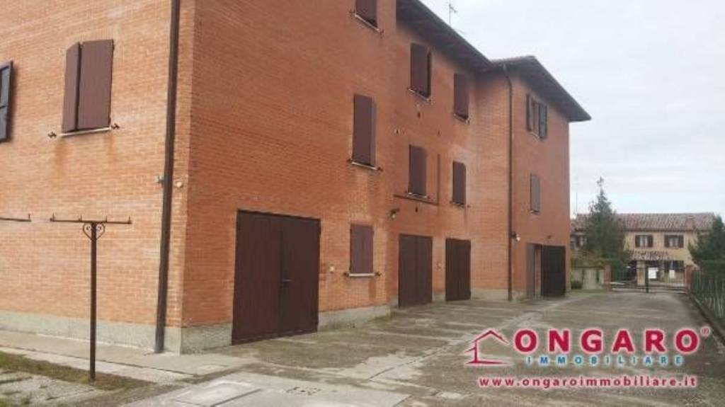 Appartamento in vendita a Ferrara via Viazza
