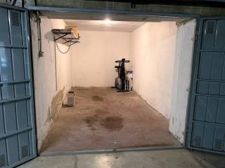 Garage in affitto a bologna via piave