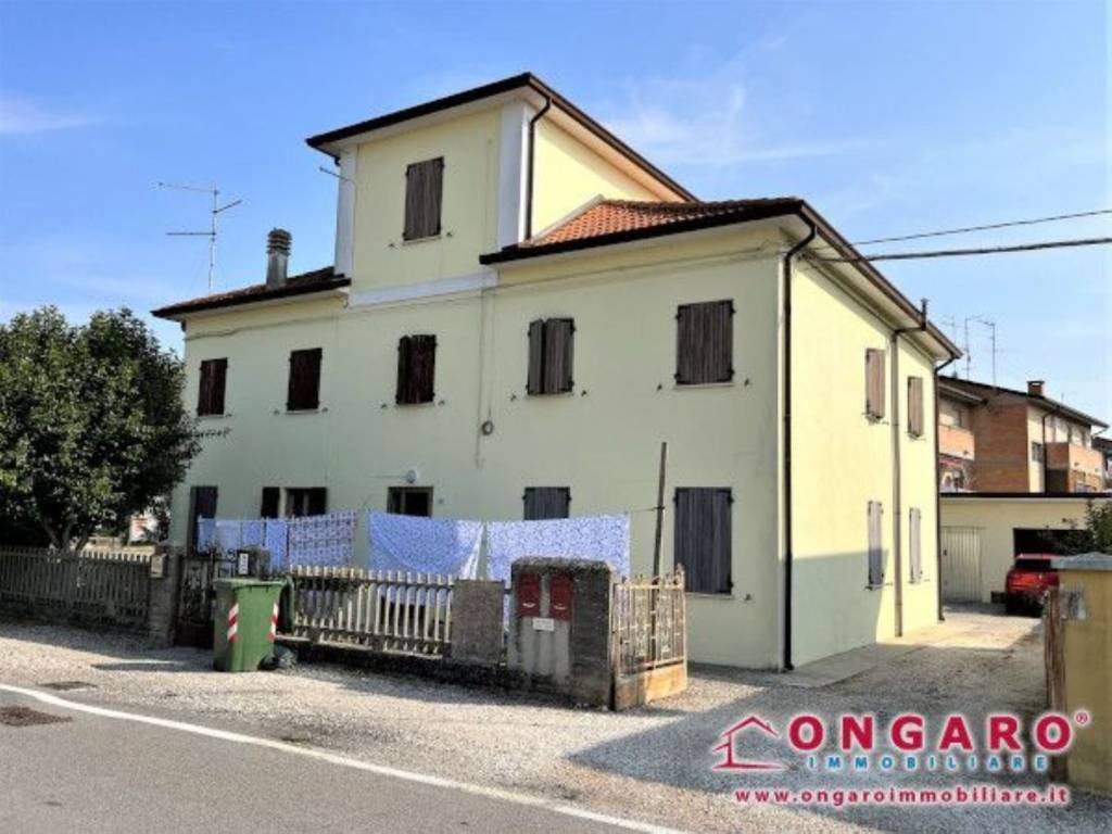 Villa in vendita a Riva del Po zamboni s.n.c