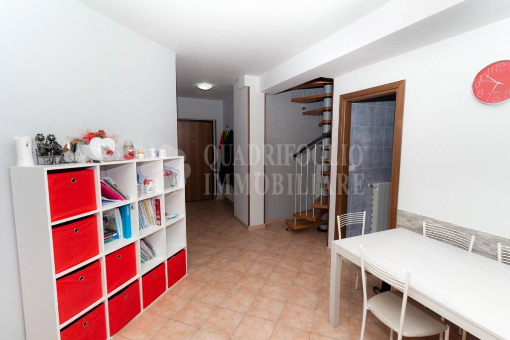 Appartamento in vendita a Guidonia Montecelio via Ottaviano, 3