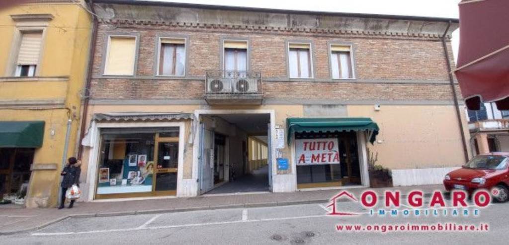 Ufficio in vendita a Fiscaglia corso Vittorio Emanuele III s.n.c