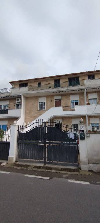 Appartamento in in vendita da privato ad Ardea viale dei Tassi, 49