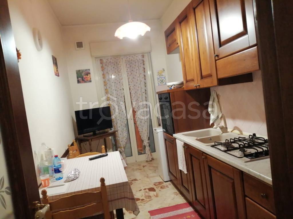 Appartamento in in vendita da privato a Caltanissetta via Ruggero Settimo, 23