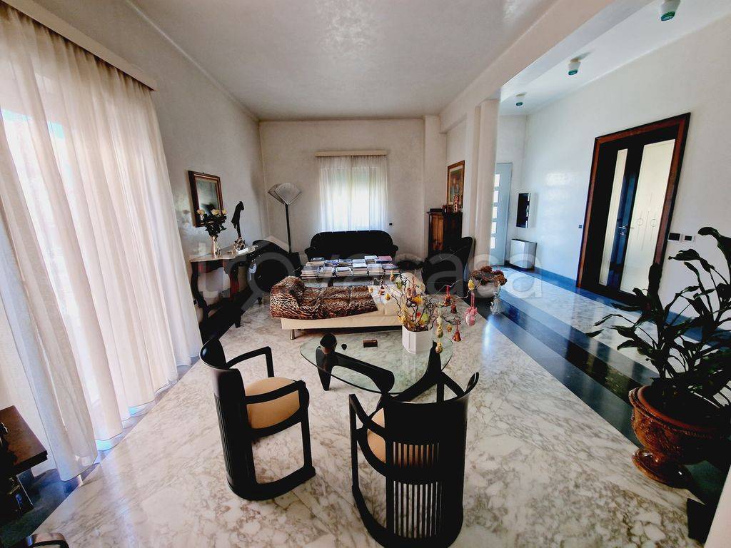 Villa in vendita a Forlì