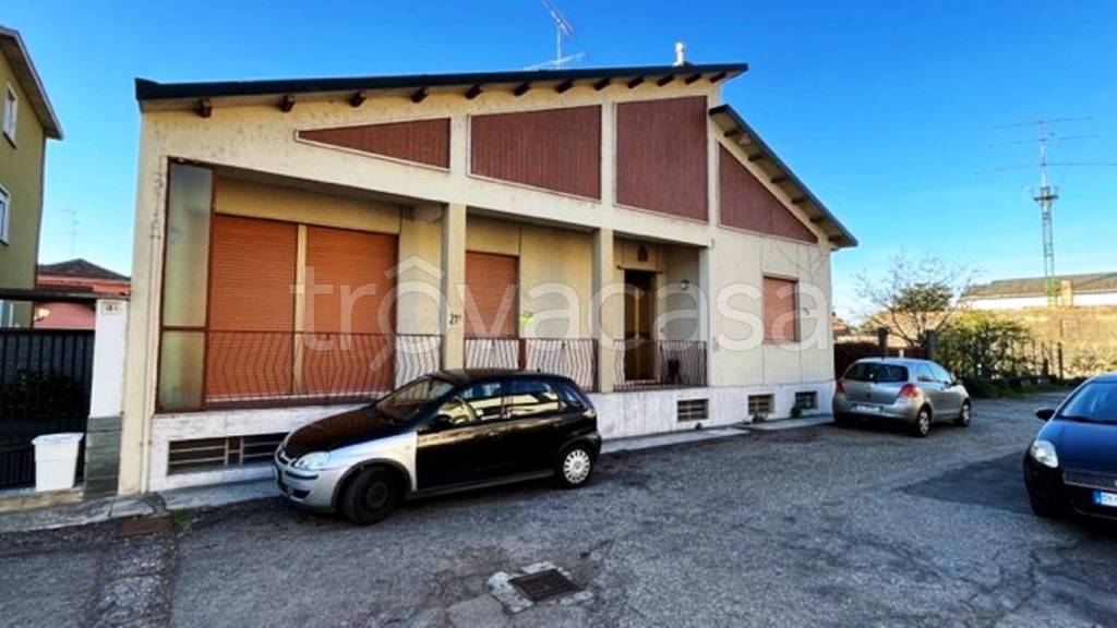 Villa in vendita a Vigevano corso Torino