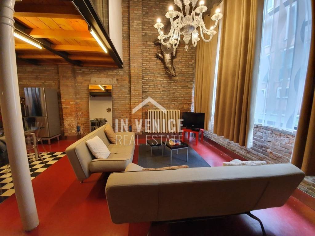 Appartamento in vendita a Venezia campazzo de l' Erbe