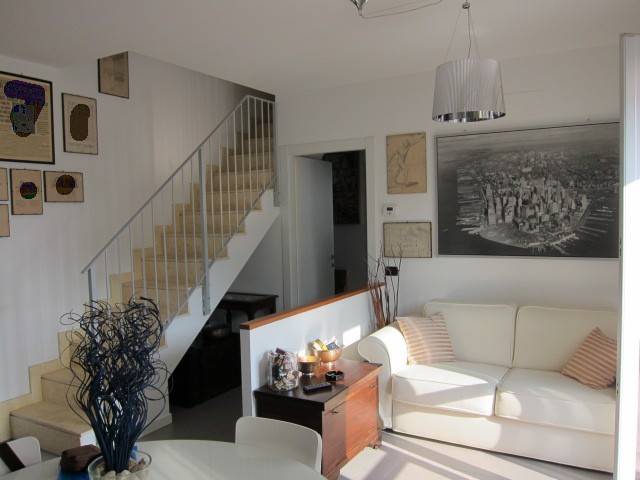 Appartamento in vendita a Cornate d'Adda via Don Alberto Luigi Villa, 9