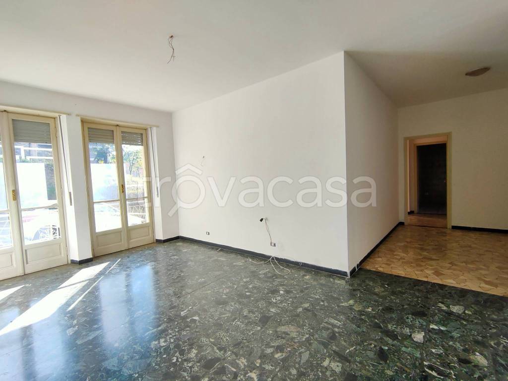 Appartamento in vendita ad Asti via Pietro Bigatti, 14