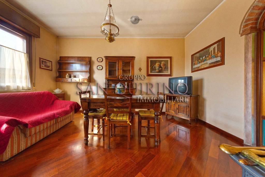 Villa Bifamiliare in vendita a Dosolo via Luppi Gino, 26